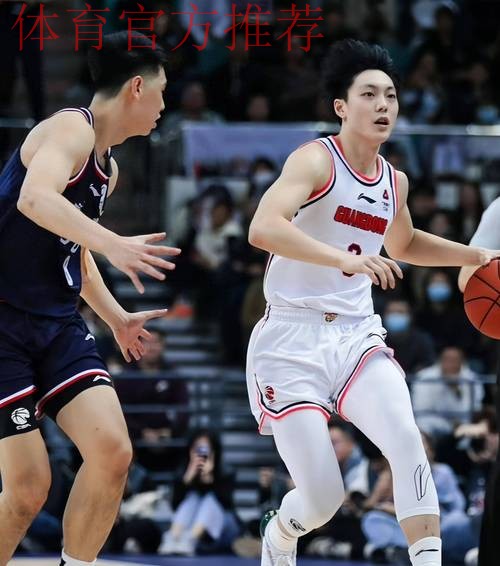 大胜辽宁33分！广东U18男篮挺进四强，潜力中锋完胜同龄人