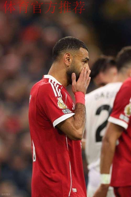 利物浦头疼?33岁功勋已成毒瘤!过人0成功+空门不进,仍稳坐主力 利物浦头疼?33岁功勋已成毒瘤!过人0成功+空门不进,仍稳坐主力